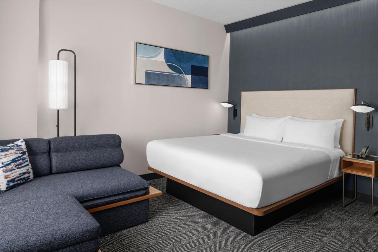 Courtyard By Marriott Calgary Downtown Hotel Exterior foto