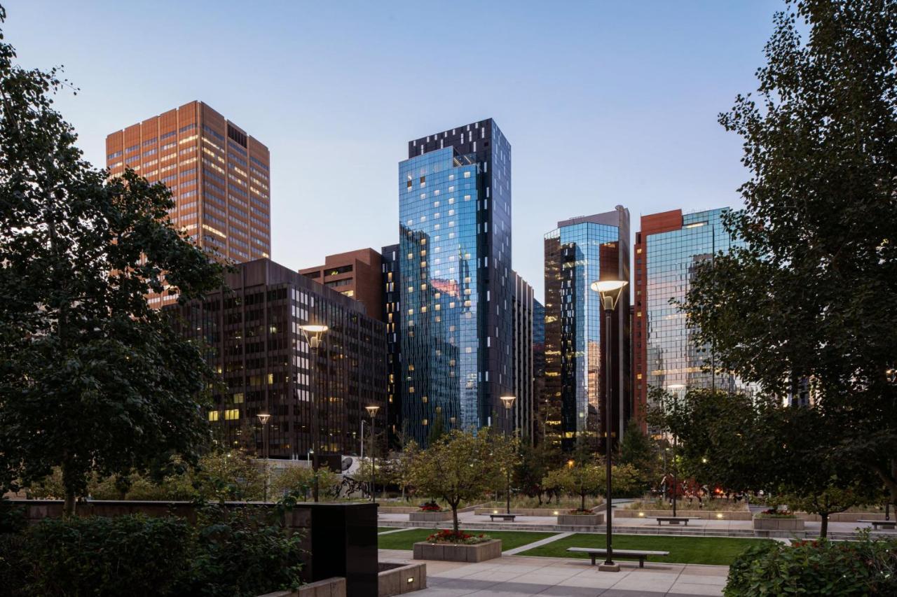 Courtyard By Marriott Calgary Downtown Hotel Exterior foto